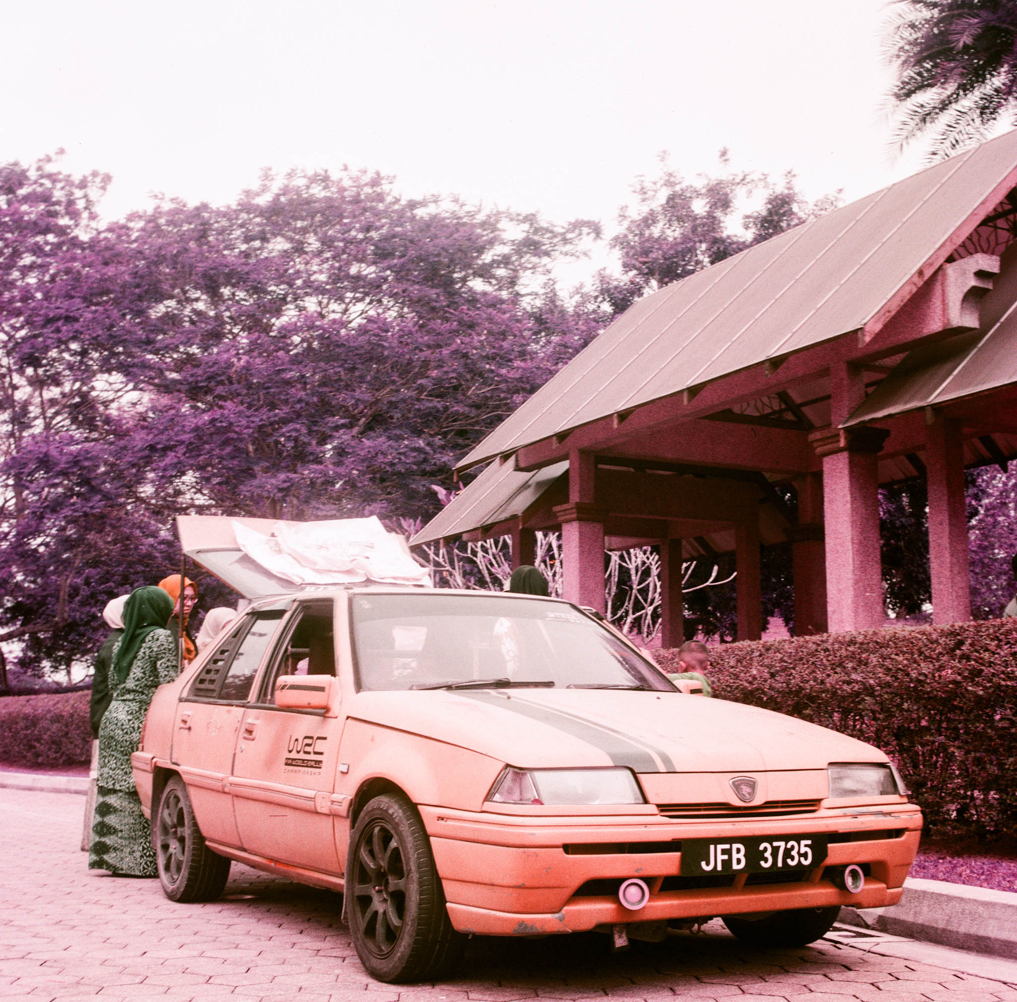 Johor Bahru, Lomochrome Purple, Frame 5